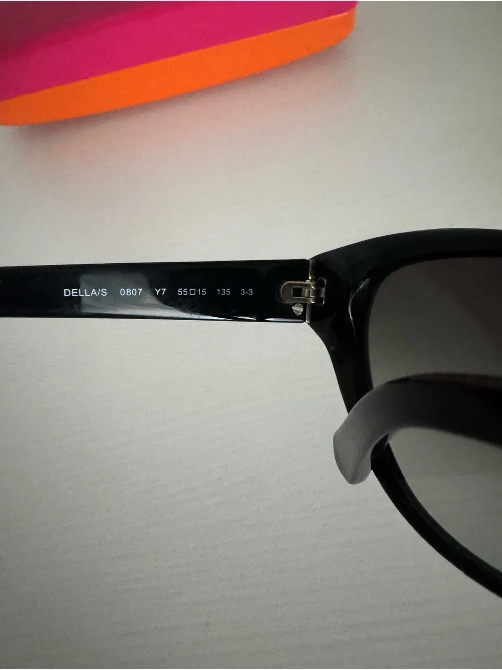 kate spade Black Cat-Eye Sunglasses with Pink and Orange Case